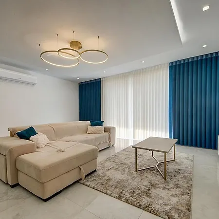 Spacious 3br With Terrace In Charming By 360 Estates Dingli